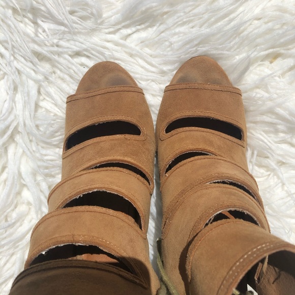 Seychelles Play Along Lace-Back Heel Sandal - Picture 4 of 7